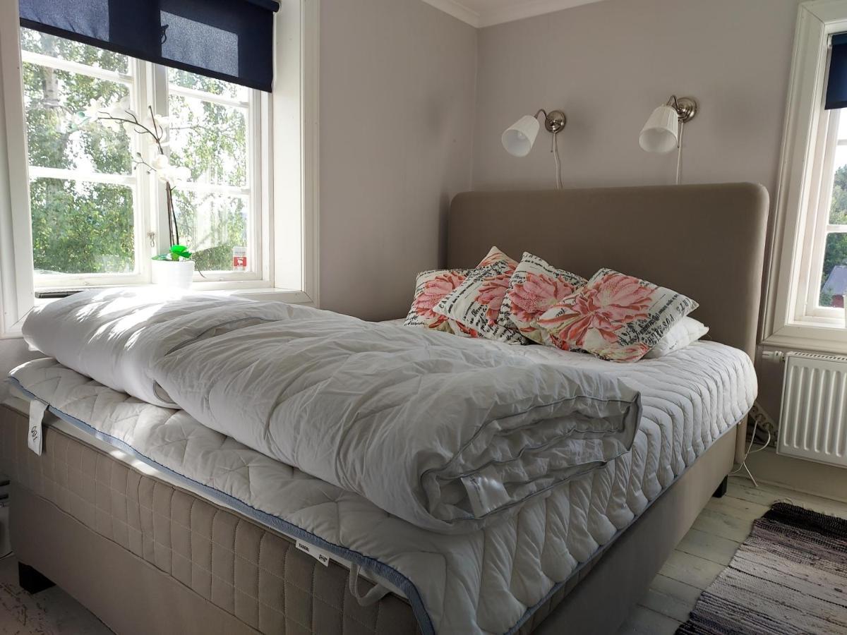 Ucklum Aelgbergets Bed & Breakfast מראה חיצוני תמונה