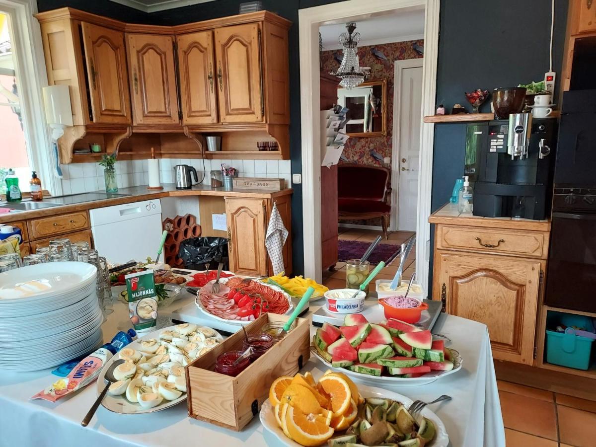 Ucklum Aelgbergets Bed & Breakfast מראה חיצוני תמונה