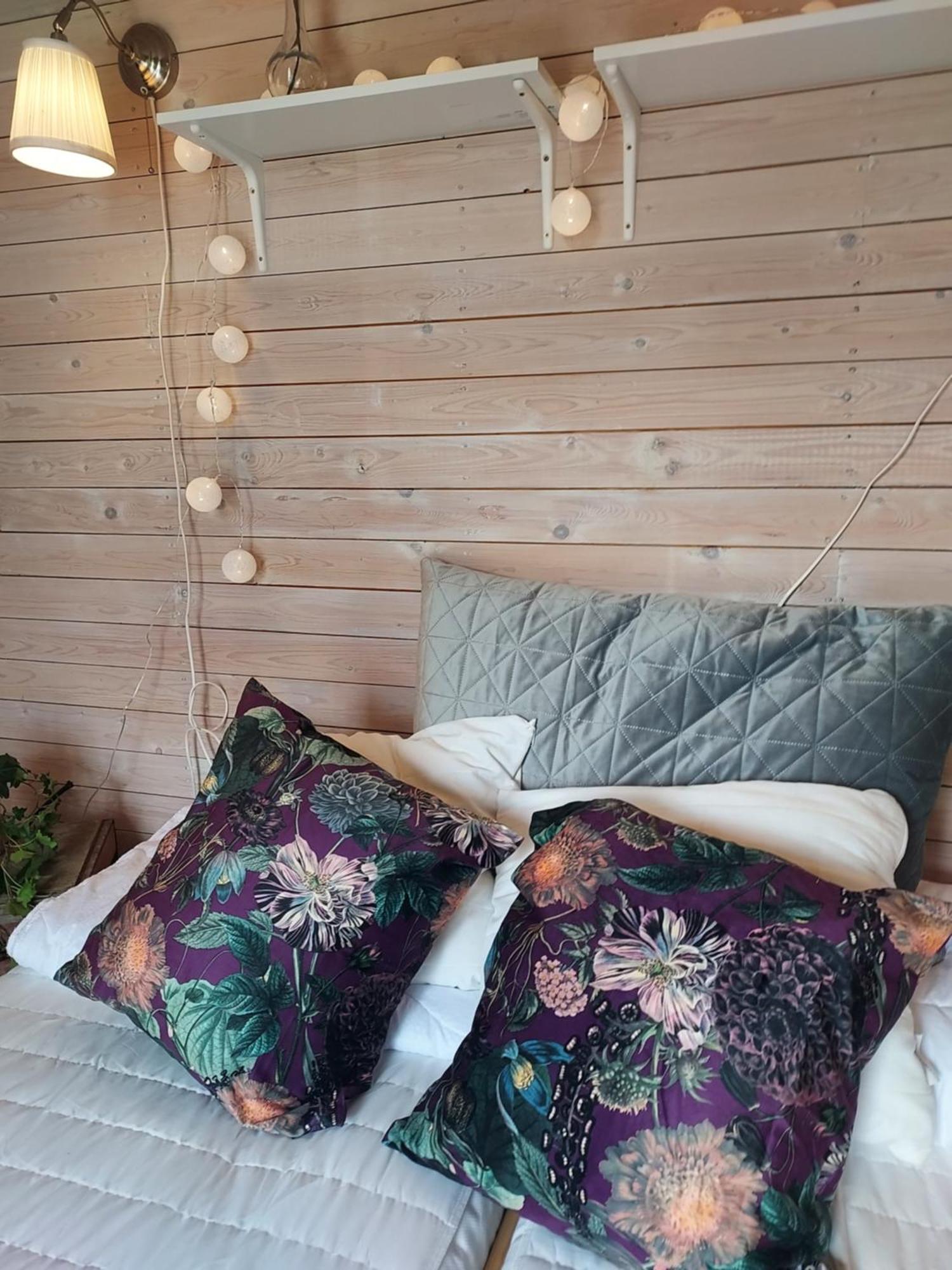 Ucklum Aelgbergets Bed & Breakfast חדר תמונה