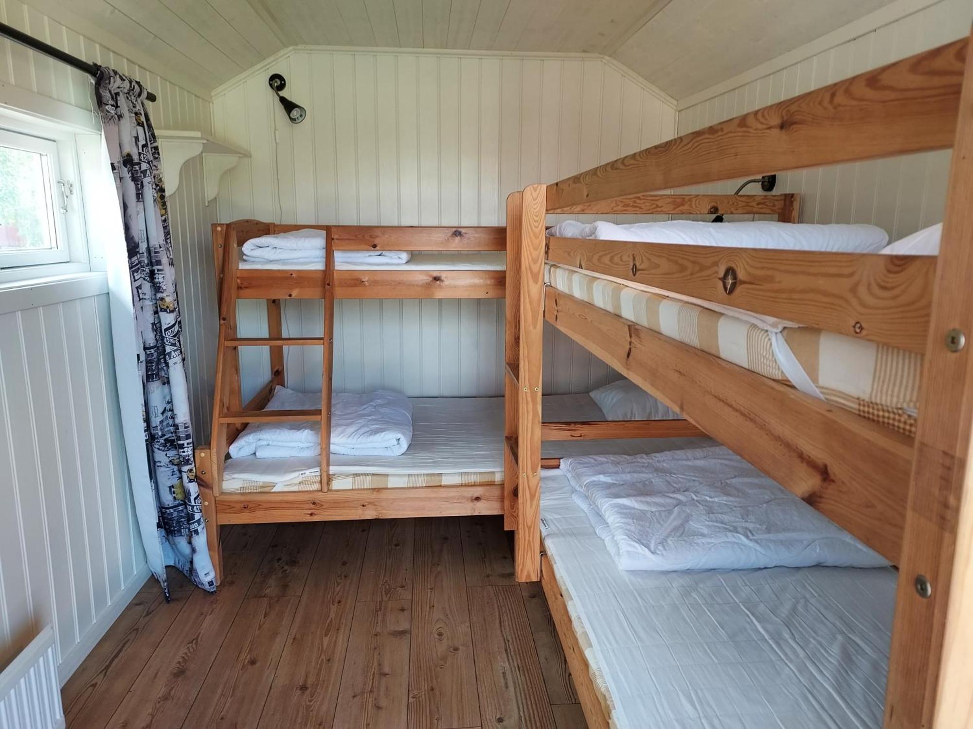 Ucklum Aelgbergets Bed & Breakfast חדר תמונה