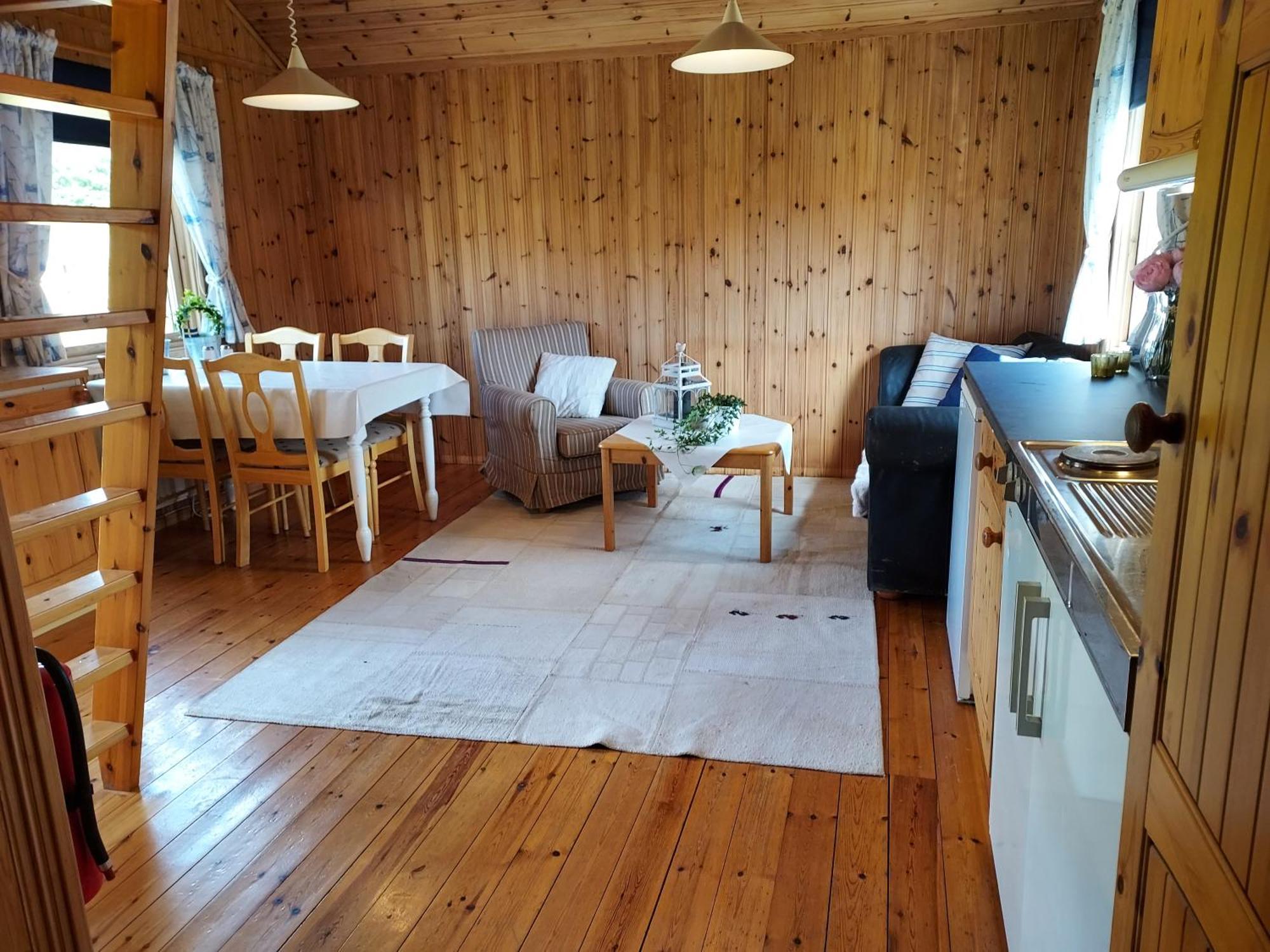 Ucklum Aelgbergets Bed & Breakfast מראה חיצוני תמונה