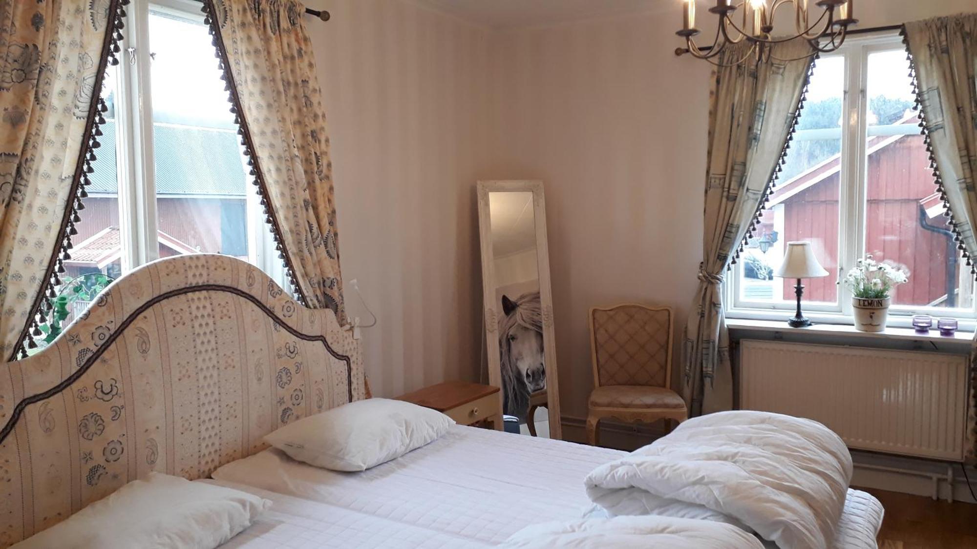 Ucklum Aelgbergets Bed & Breakfast חדר תמונה