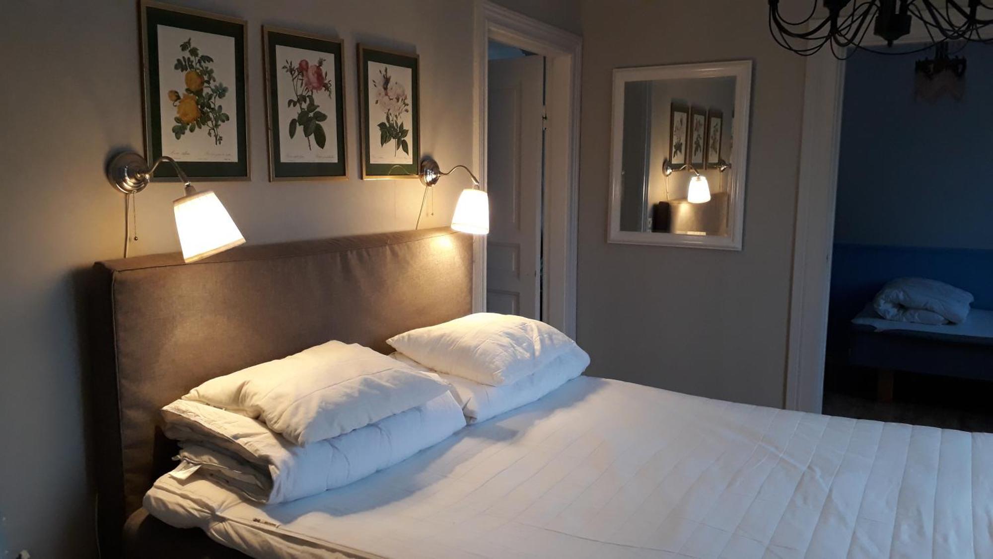 Ucklum Aelgbergets Bed & Breakfast חדר תמונה